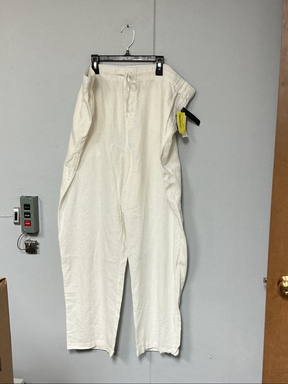 Magaschoni Man Off-White Linen Wide-Leg Pants